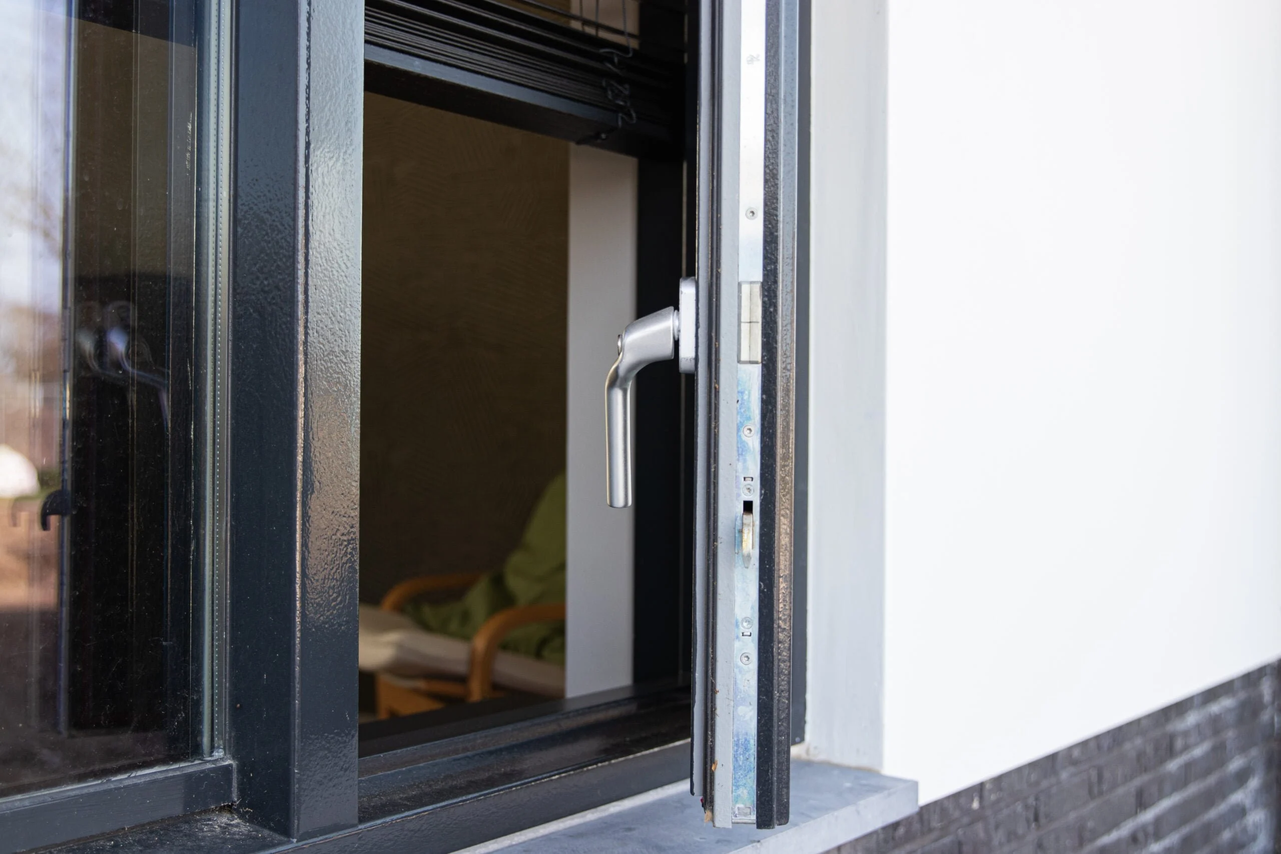 Draairaam (rechts) en vast glas | 2 vakken | hout