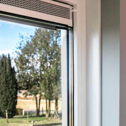 Kunststof raam met ventilatierooster